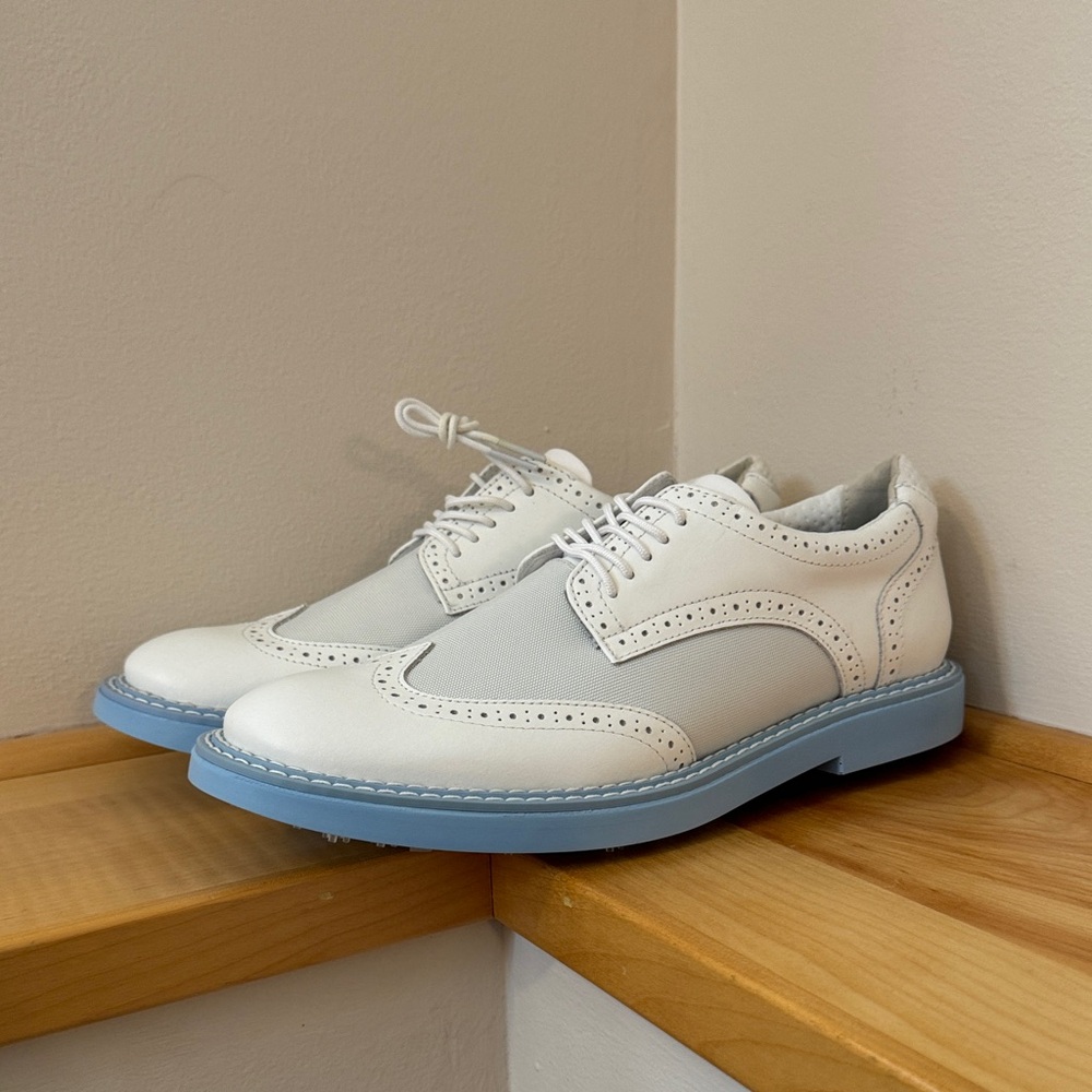 Men’s Greyson Aloha Wolf Golf Shoe - Blue and White
